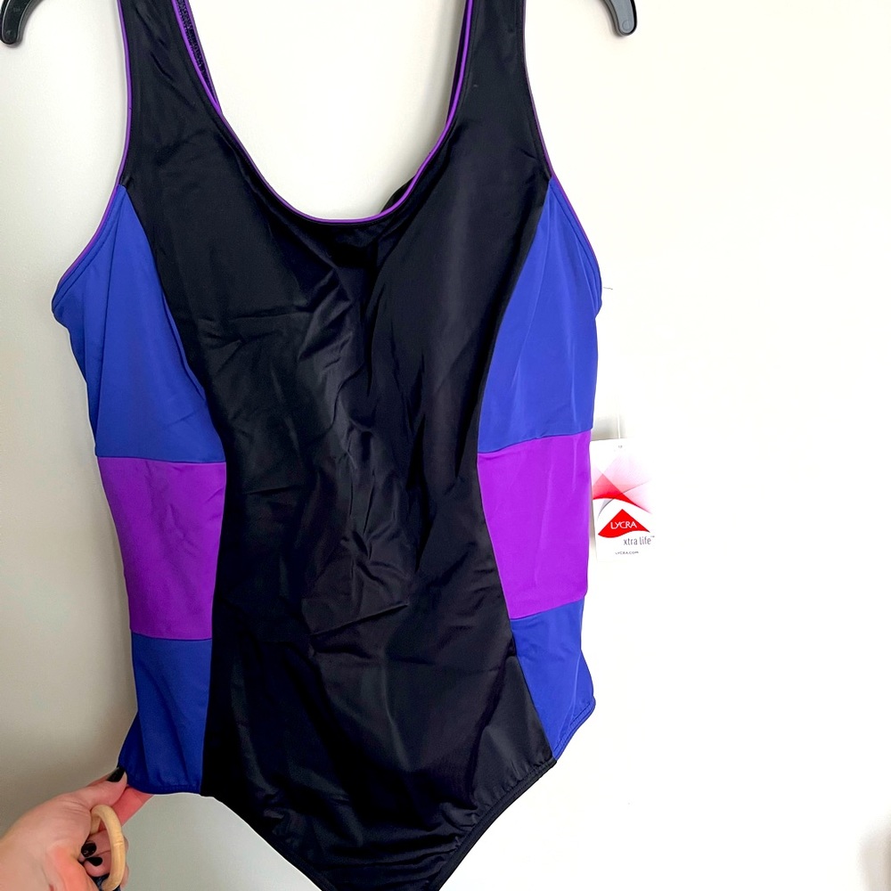 NWT Lands End Swimsuit. Size 18W